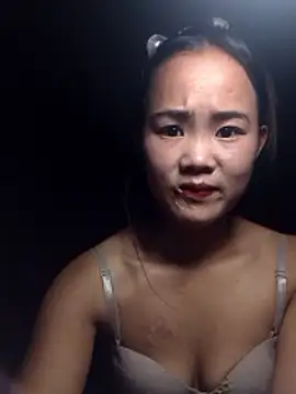Alice wo online show from October 2025 10:45:01 PM