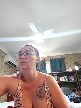 Sinful Kait XX online show from November 2025 03:43:01 AM