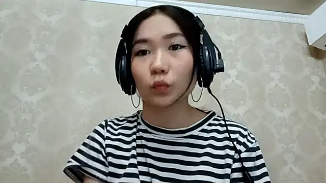 YukiShaapan online show from October 2025 12:06:02 PM
