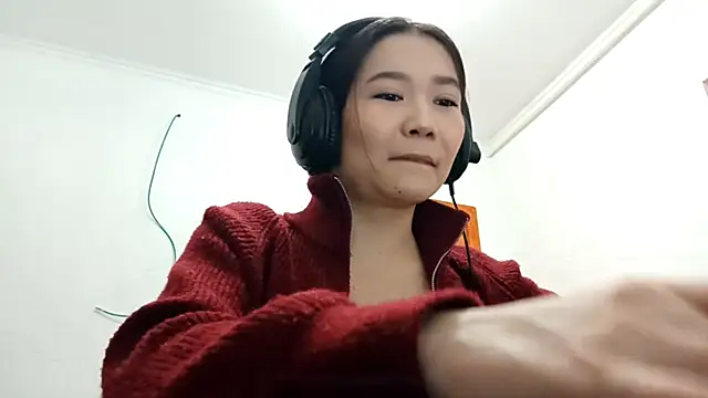 YukiShaapan online show from November 2025 06:33:02 PM