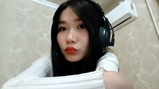 YukiShaapan online show from October 2025 10:05:02 AM