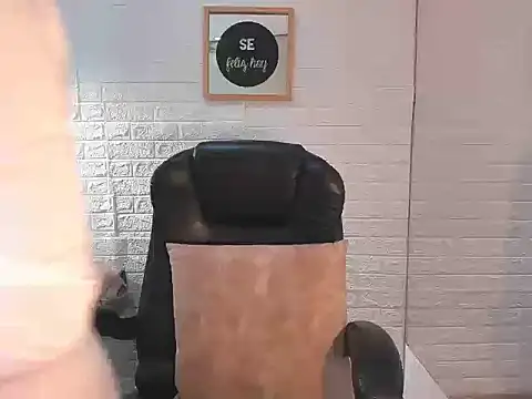 Eily Blunts online show from October 2025 12:38:02 PM