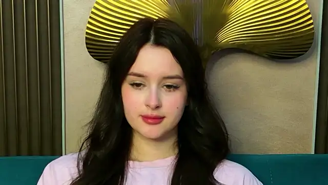 EvaSwen online show from May 2026 12:44:01 PM