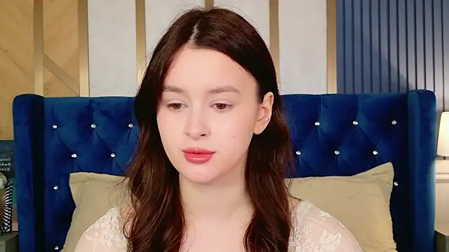 Snapshot of EvaSwen chatting on June 2026 12:22:01 PM EvaSwen online show from June 2026 12:22:01 PM