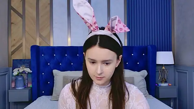 EvaSwen online show from April 2026 10:55:01 AM