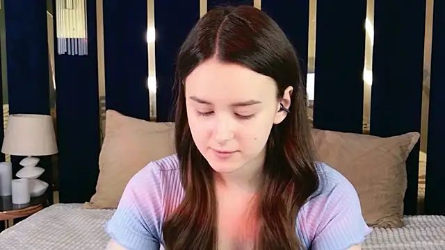 EvaSwen online show from March 2026 12:50:02 PM