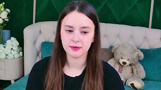 EvaSwen online show from April 2026 04:21:01 PM