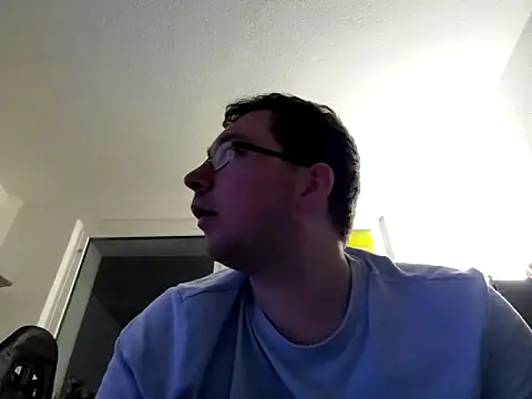 Snapshot of stivi2526 chatting on November 2025 10:54:01 PM stivi2526 online show from November 2025 10:54:01 PM