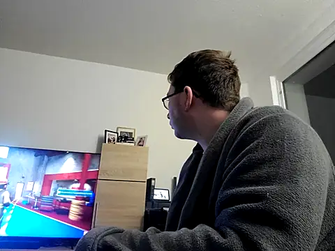 Snapshot of stivi2526 chatting on November 2025 10:43:01 PM stivi2526 online show from November 2025 10:43:01 PM