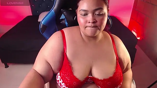 Snapshot of Melody_Slut chatting on October 2025 09:26:01 PM Melody Slut online show from October 2025 09:26:01 PM