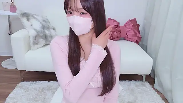 Seira  nn online show from March 2026 04:40:01 AM