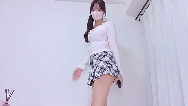 Seira  nn online show from February 2026 03:23:01 PM