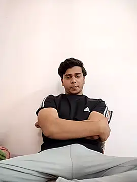 Snapshot of Aman4321ammu chatting on October 2025 06:51:01 AM Aman4321ammu online show from October 2025 06:51:01 AM