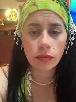 Amarteverdaderamente online show from October 2025 01:59:02 AM