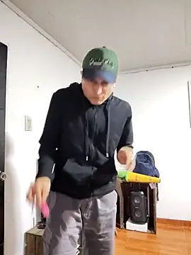 jovencolombianht online show from April 2026 09:00:01 AM