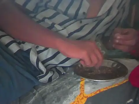 Snapshot of Hhhggghrrr3219 chatting on November 2025 06:51:02 AM Hhhggghrrr3219 online show from November 2025 06:51:02 AM