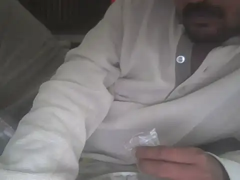 Snapshot of Hhhggghrrr3219 chatting on November 2025 05:22:02 AM Hhhggghrrr3219 online show from November 2025 05:22:02 AM