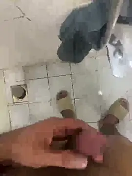 Snapshot of alwynu chatting on February 2026 09:36:01 PM alwynu online show from February 2026 09:36:01 PM