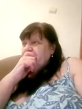 Apeesynka55211 online show from April 2026 04:24:02 PM