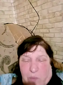 Apeesynka55211 online show from February 2026 09:12:02 PM