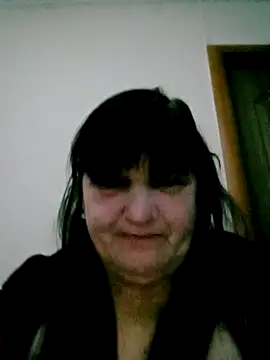 Apeesynka55211 online show from February 2026 04:14:01 PM