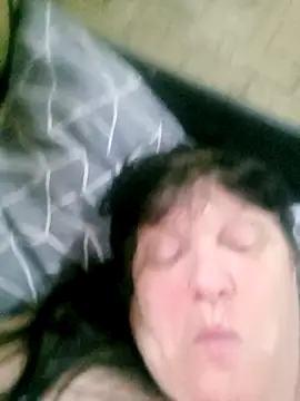 Apeesynka55211 online show from April 2026 06:11:02 PM