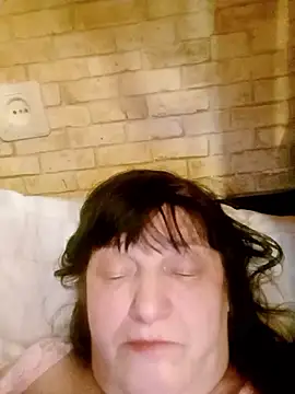 Apeesynka55211 online show from January 2026 08:34:02 PM