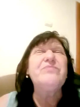 Apeesynka55211 online show from March 2026 06:30:02 PM