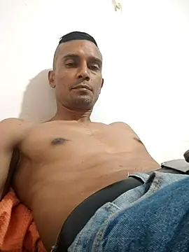 exotico2323 online show from April 2026 08:26:02 PM