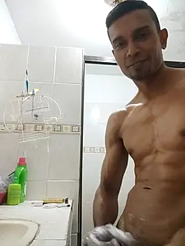 exotico2323 online show from October 2025 07:24:01 PM