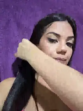 Alinebblinda online show from March 2026 06:28:01 AM