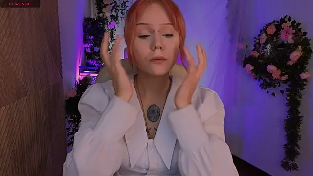 kitten murray  online show from October 2025 05:53:01 AM