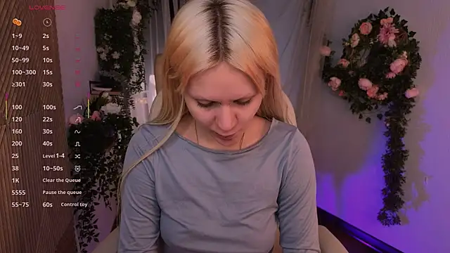 kitten murray  online show from November 2025 05:33:02 AM