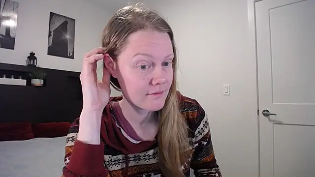 naughtyfox89 online show from February 2026 03:19:02 AM