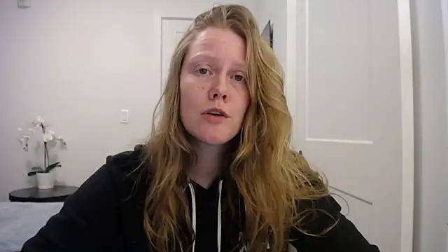 naughtyfox89 online show from April 2026 03:20:01 AM