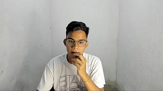 Snapshot of Deivi_colins_23 chatting on October 2025 01:29:02 AM Deivi colins 23 online show from October 2025 01:29:02 AM