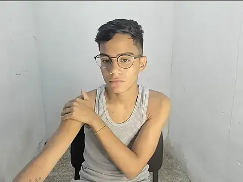 Snapshot of Deivi_colins_23 chatting on October 2025 12:01:01 AM Deivi colins 23 online show from October 2025 12:01:01 AM