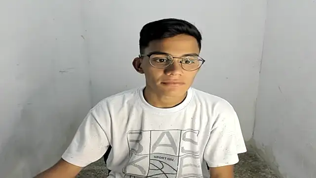 Snapshot of Deivi_colins_23 chatting on October 2025 10:10:02 PM Deivi colins 23 online show from October 2025 10:10:02 PM