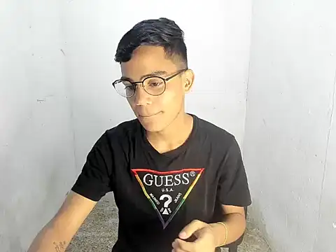 Snapshot of Deivi_colins_23 chatting on October 2025 12:19:02 AM Deivi colins 23 online show from October 2025 12:19:02 AM