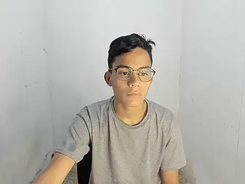 Snapshot of Deivi_colins_23 chatting on October 2025 12:24:02 AM Deivi colins 23 online show from October 2025 12:24:02 AM