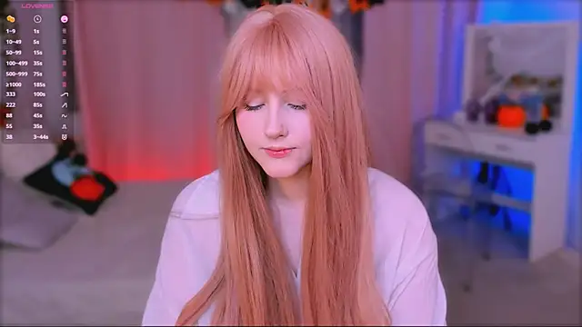 Snapshot of DelilahTaylor chatting on November 2025 06:18:02 AM DelilahTaylor online show from November 2025 06:18:02 AM