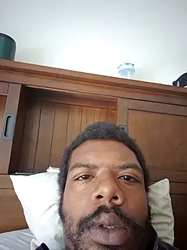 Snapshot of MrBigDickShow chatting on October 2025 03:00:02 PM MrBigDickShow online show from October 2025 03:00:02 PM