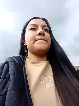 Snapshot of Sexy_Nayra_outdoors chatting on October 2025 05:58:02 PM Sexy Nayra outdoors online show from October 2025 05:58:02 PM