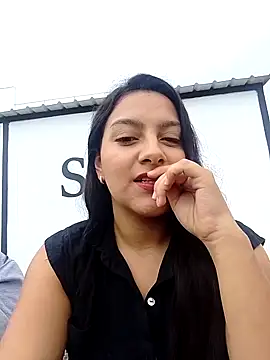 Snapshot of Sexy_Nayra_outdoors chatting on October 2025 09:40:01 PM Sexy Nayra outdoors online show from October 2025 09:40:01 PM