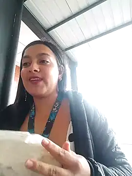 Snapshot of Sexy_Nayra_outdoors chatting on October 2025 10:08:02 PM Sexy Nayra outdoors online show from October 2025 10:08:02 PM