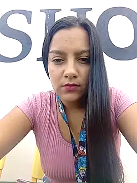 Snapshot of Sexy_Nayra_outdoors chatting on October 2025 06:30:01 PM Sexy Nayra outdoors online show from October 2025 06:30:01 PM