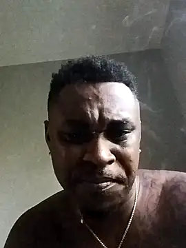 Snapshot of Deehenry3185 chatting on October 2025 08:21:02 PM Deehenry3185 online show from October 2025 08:21:02 PM