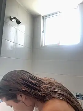 Snapshot of violeticafox chatting on September 2025 04:45:02 PM violeticafox online show from September 2025 04:45:02 PM