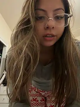 bunnygorl12 online show from March 2026 03:24:01 AM