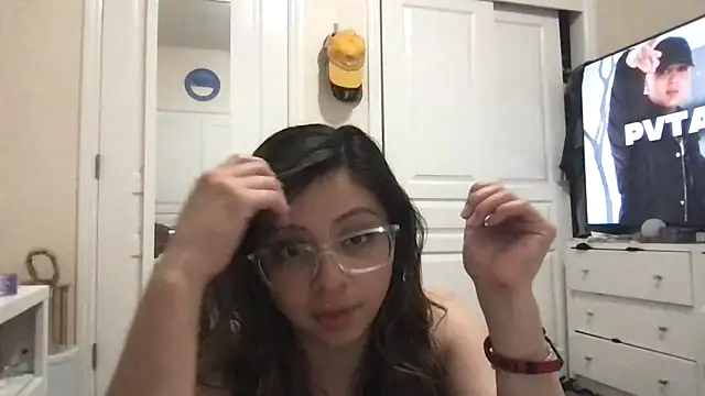 bunnygorl12 online show from March 2026 05:23:02 AM